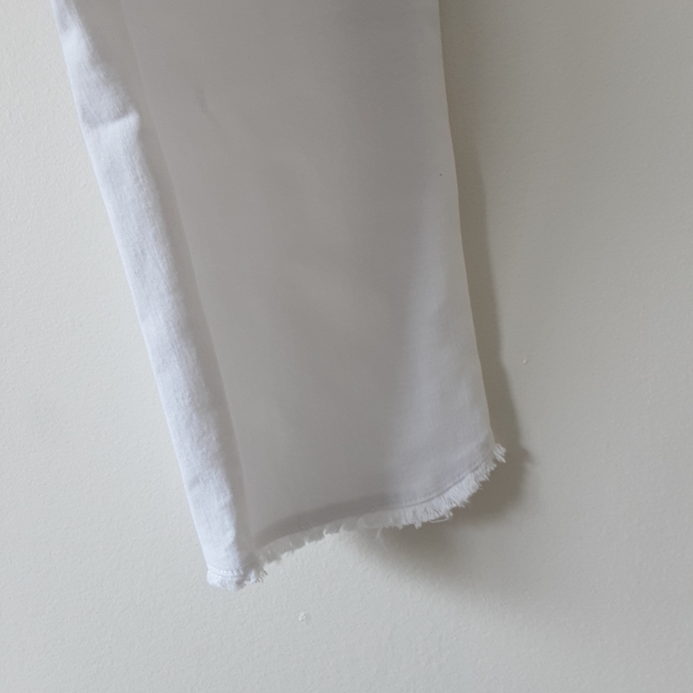NWT ruby Rd white jeans - Picture 2 of 7